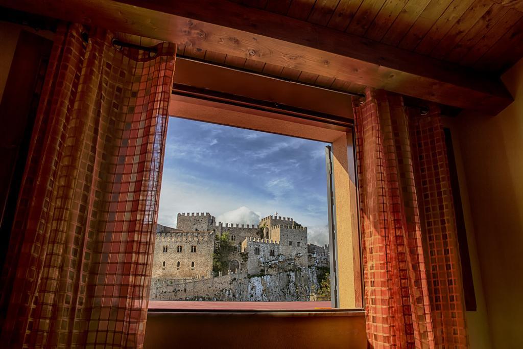 Casa Vacanze Caccamo Santa Lucia Eksteriør billede
