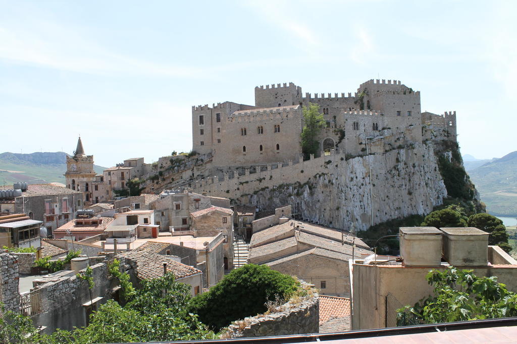 Casa Vacanze Caccamo Santa Lucia Værelse billede